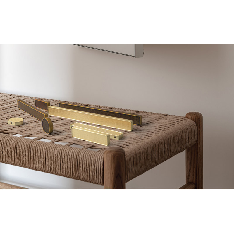 7 9/16" Center Bar Pull Multipack, Light Brushed Brass