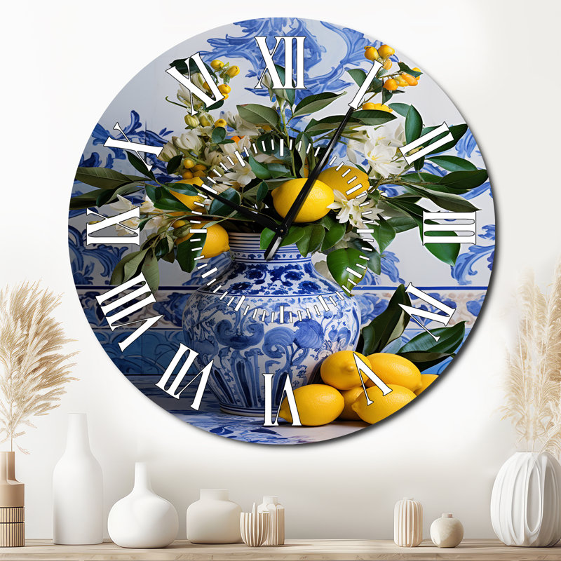 Horloge murale grecque, Surdimensionné