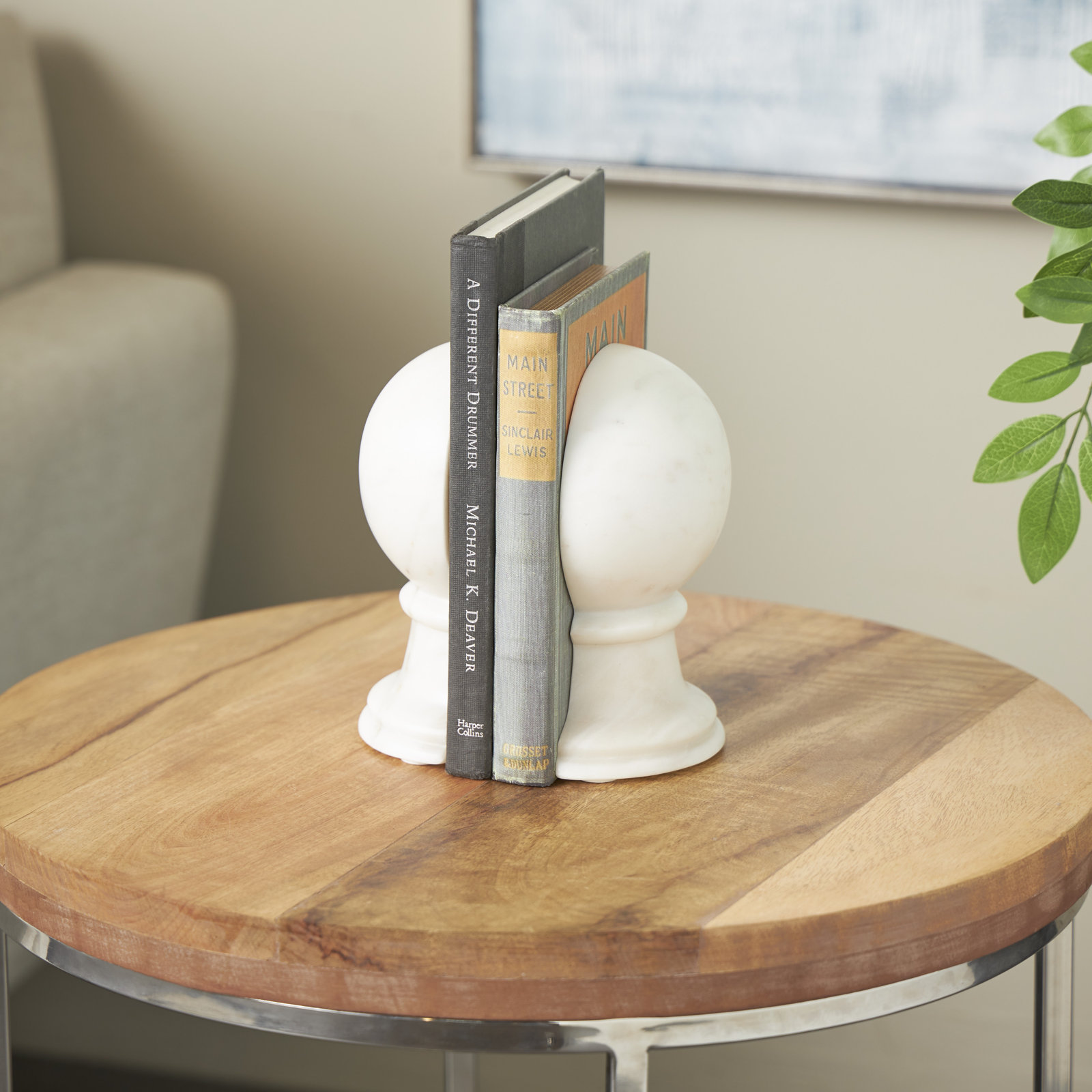Cole And Grey Marble Sleek Orb Globe Bookends, White