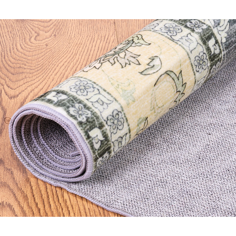 Chabria Oriental Area Rug, Rectangle 120 x 160cm