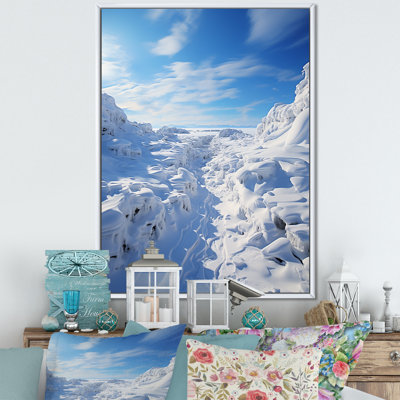 Paysage d'hiver enneigé à l'horizon I