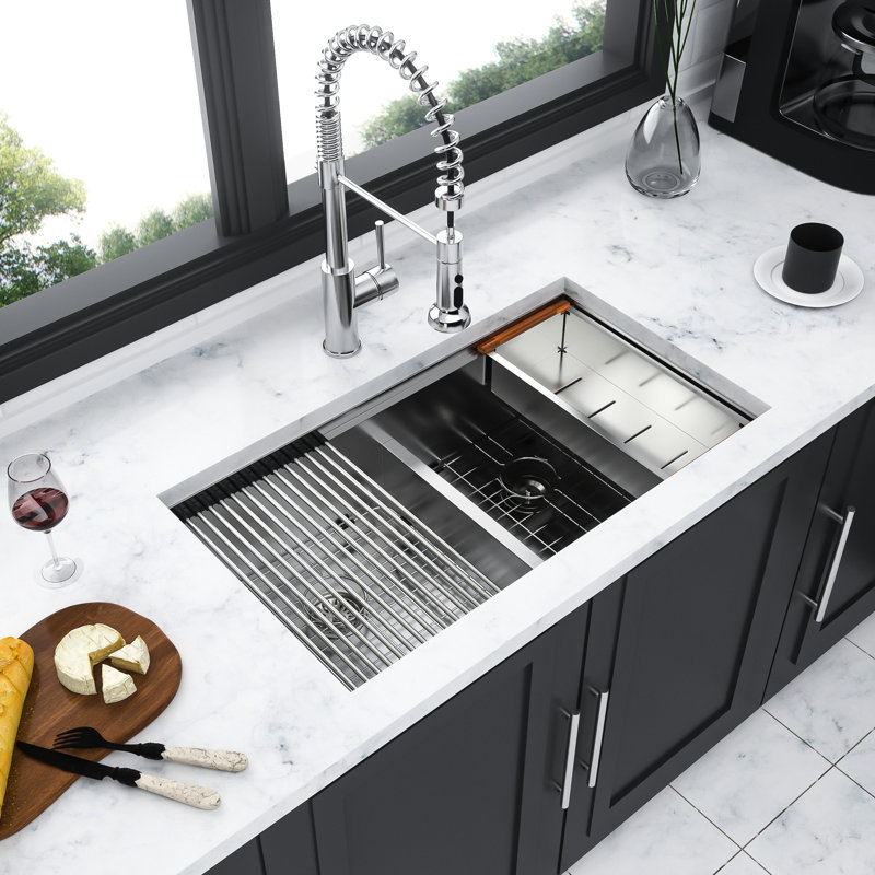 16 Gauge T304 Stainless Steel 33"X19" Double Bowl  50/50  Undermount Kitchen Sink With 10" Deep Basin, R10 Rounded Corner, X - Shaped Water Guide For Easy Drainage, Coating To Avoid Condensation,