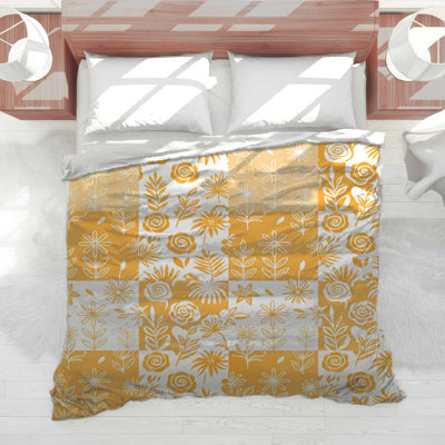 Orange Floral Pattern Comforter