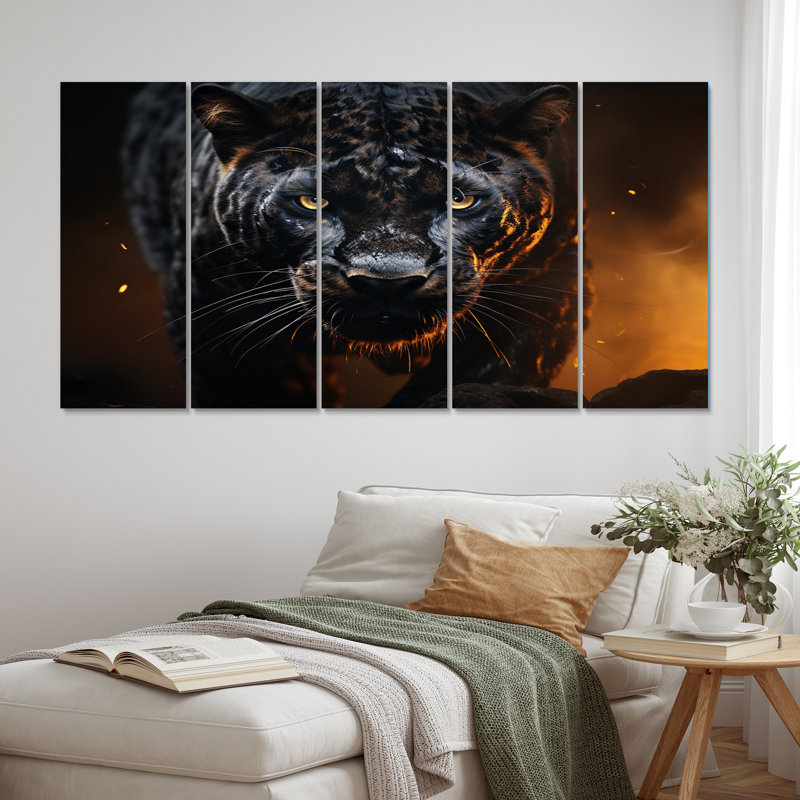 Glorieuse panthère noire chassant la nature sauvage I - décoration murale animaux panthère - 5 panneaux égaux