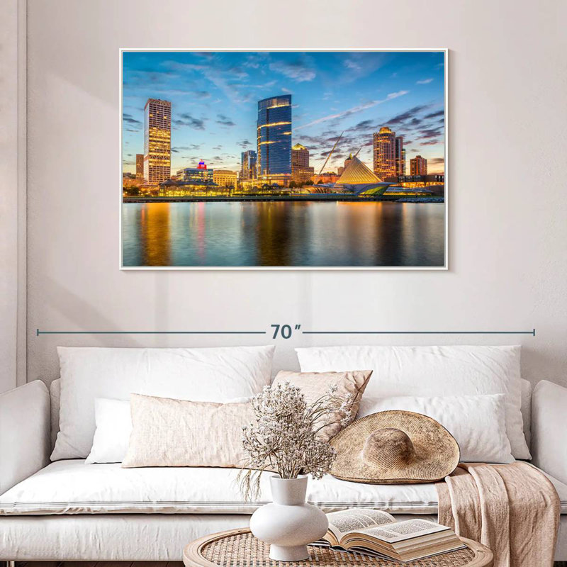 Milwaukee Cityscape, Cadre flottant blanc, 46 po x 31 po