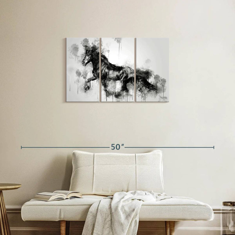 Cheval noir Brampt qui court en noir et blanc, H 20 po x l 33 po