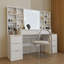 Bureau de maquillage avec miroir et lumières, coiffeuse avec tiroirs et tablettes de rangement ouvertes