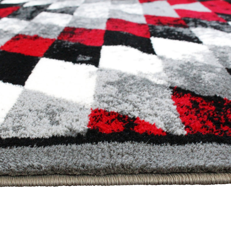 Akwasi Southwestern Style Diamond Patterned Indoor Area Rug, Rectangle 5'3" x 7'3"