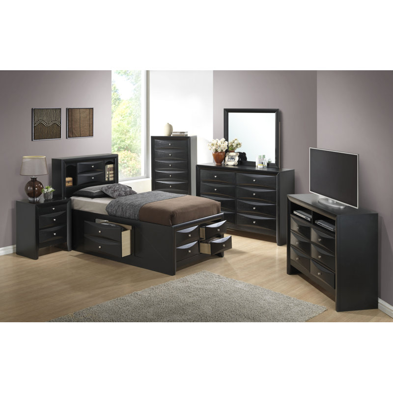 Marilla 47'' W 6 - Drawer Dresser, Black