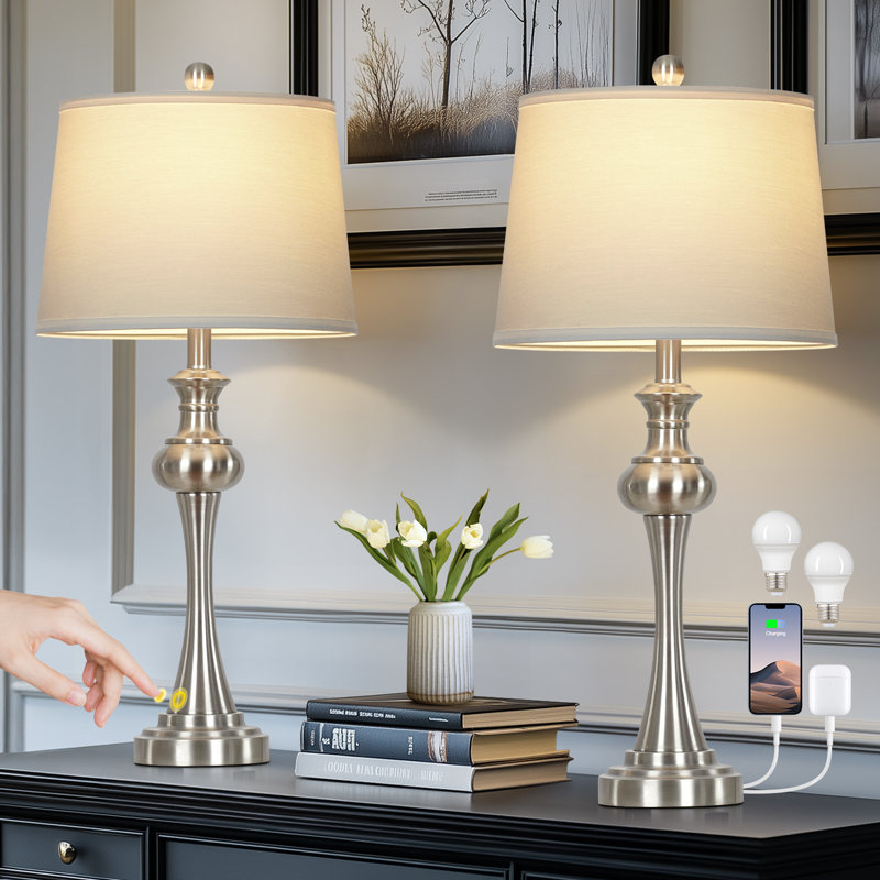 Lampe de table à intensité variable de 28,75 po en métal avec commande tactile et ports USB, ampoule incluse, Argent