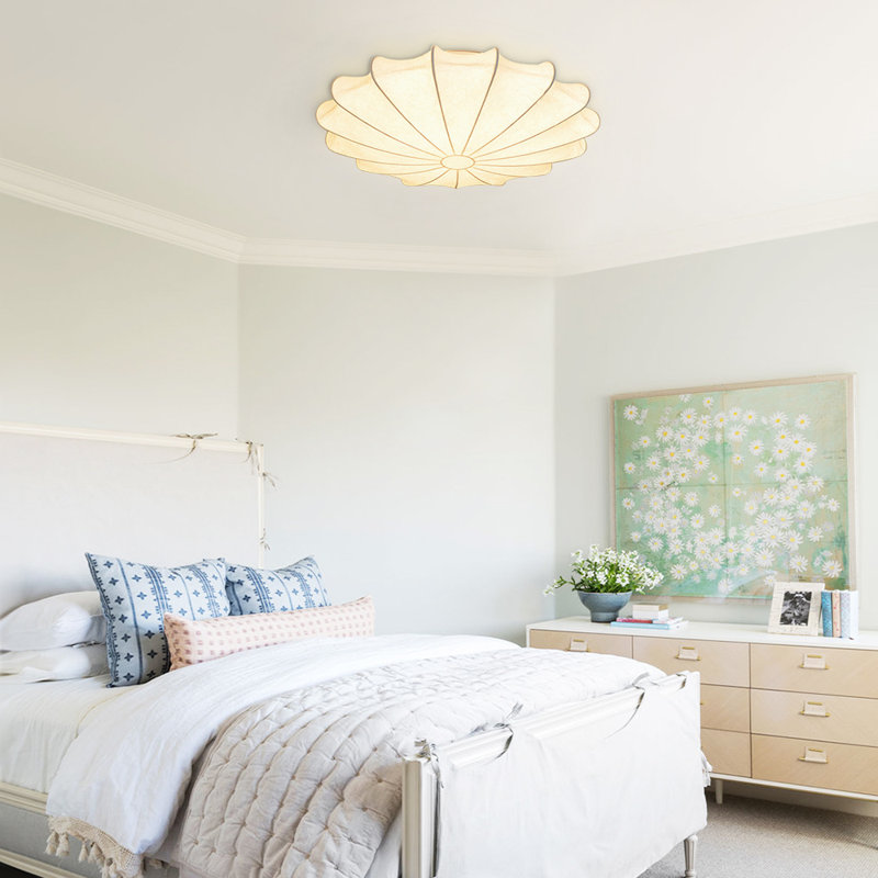 Aneve Silk Flush Mount - Modern 3-Light Seashell Design