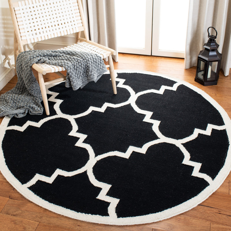 Rodgers Hand Woven Flat Weave Wool/Cotton Geometric Rug in Ivory/Black, Round 6'