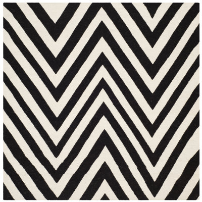 Rodgers Hand Woven Flat Weave Wool/Cotton Geometric Rug in Black/Ivory