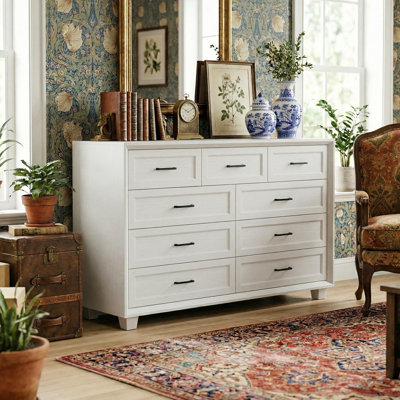 9-Drawer Dresser With Elegent Style