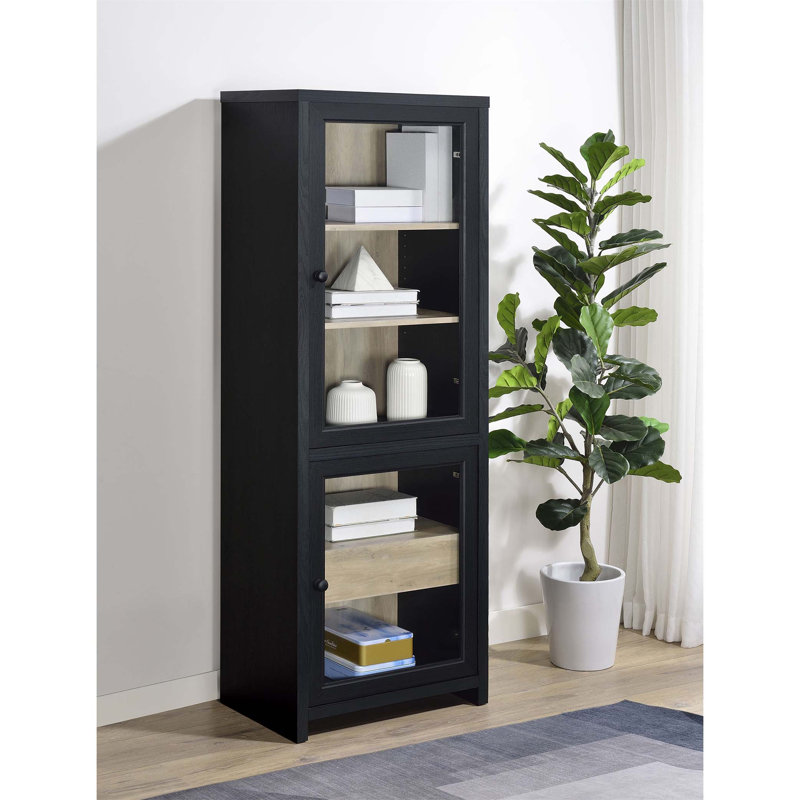 Tour média Kennison de 67 pouces avec tablettes réglables et rangement dissimulé, parfaite pour la vie moderne et l'organisation