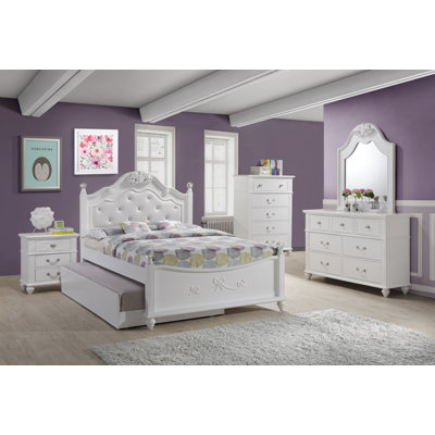Elige Bedroom Set