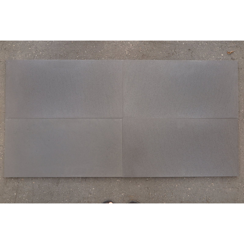 Carreau de mur et de plancher en pierre de basalte 12 po x 24 po, Gris foncé