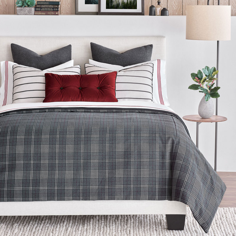 Connery Cabin / Lodge Plaid Duvet Cover, Super Queen Duvet Cover + 5 Additional Pieces