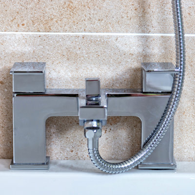 2 Handle Deck Bath Shower Mixer Bath Filler with Diverter