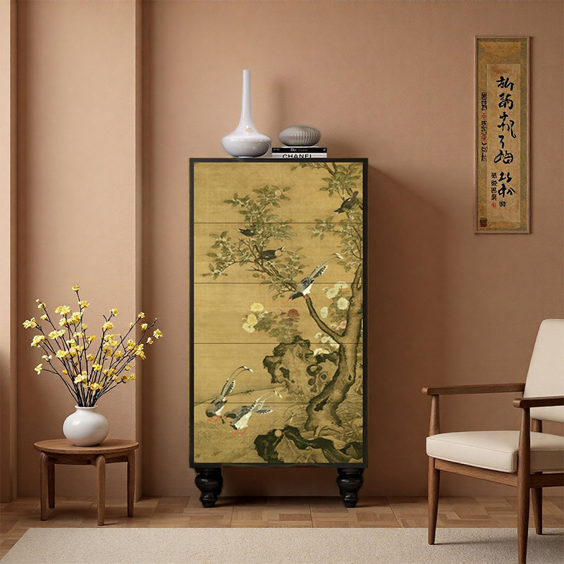 Armoire décorative spacieuse