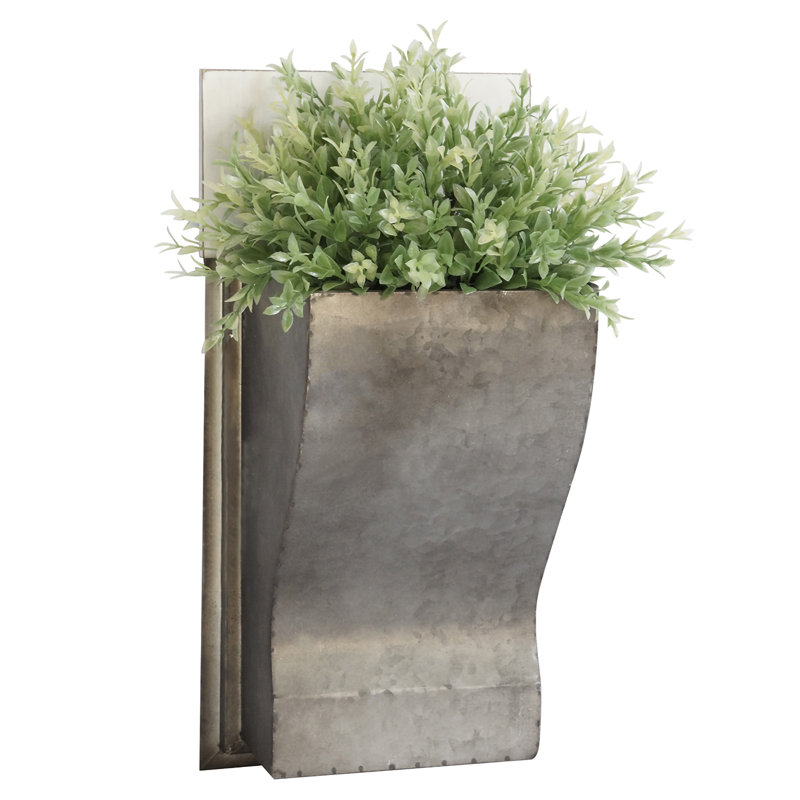 Abiageal Wall Planter