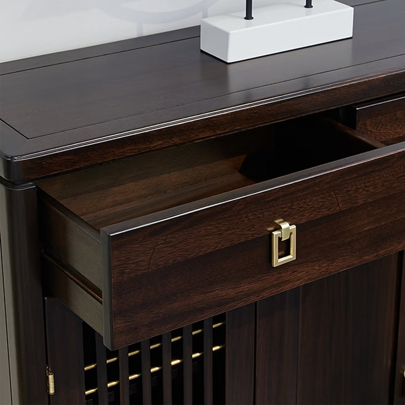 Classic and durable storage shoe cabinet