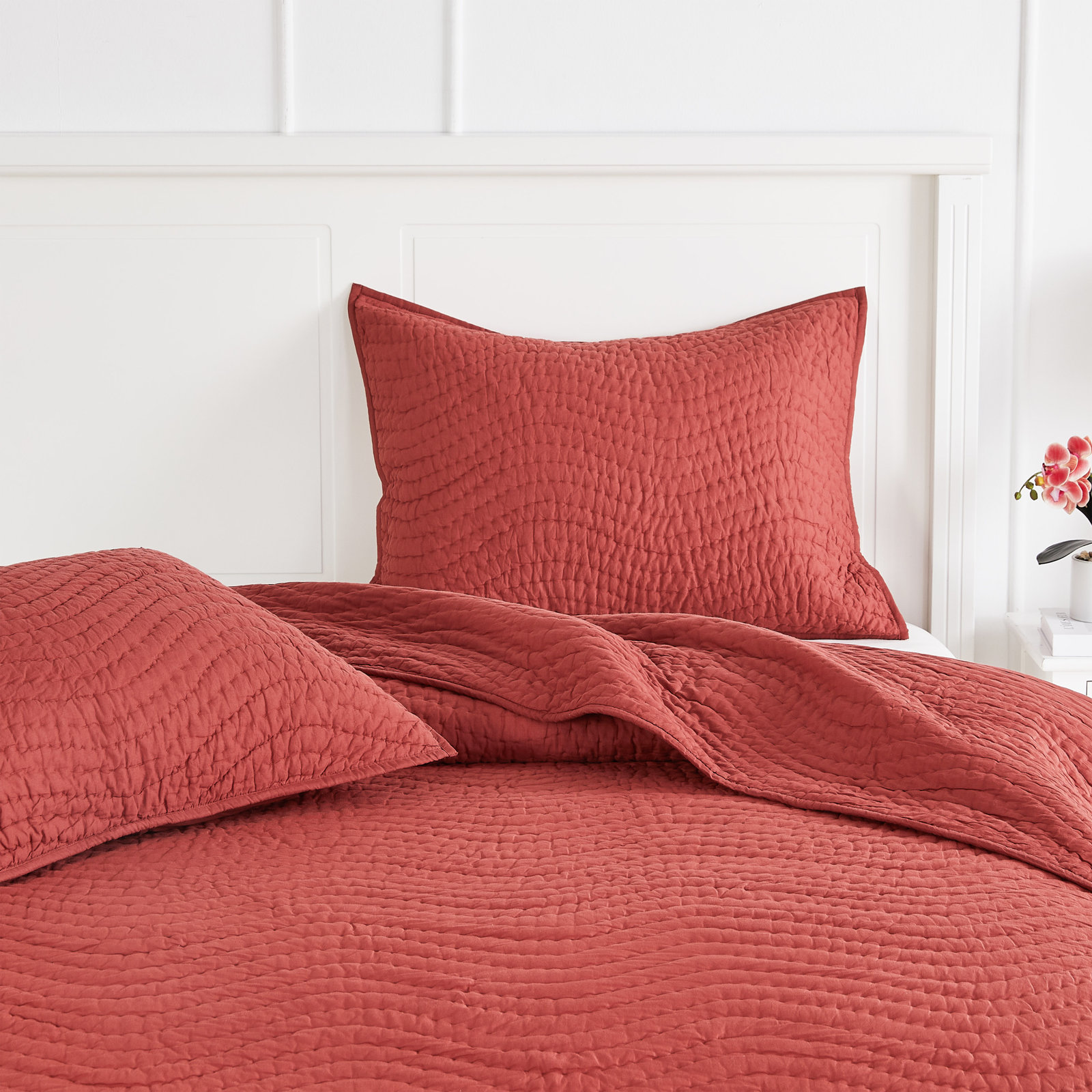 Voile Cotton Quilt Set, King Quilt + 2 King Shams, Red
