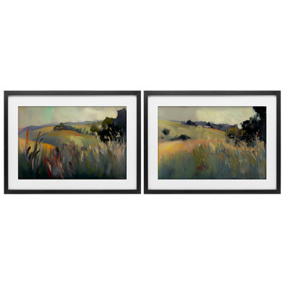 Ensemble de 2 impressions encadrées sous verre Tranquil Plains Hillside, design par Elara Yasna