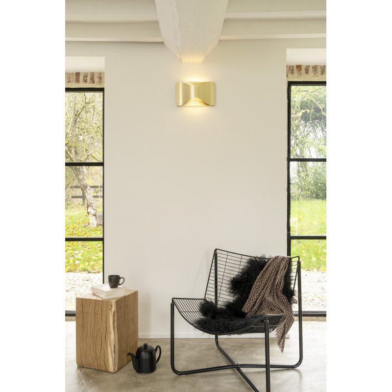 Respiro Wall 1 - Light LED Flush Mounted Sconce, 5.71" H x 9.06" W x 2.36" D