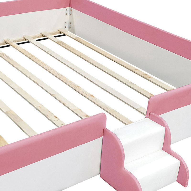 Très grande structure de lit de jour rembourrée avec clôture et escalier, parfaite pour le confort et le style dans les chambres modernes