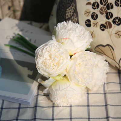 Arrangement floral pivoines