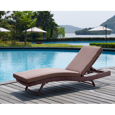 Chaise longue inclinable avec coussin Prudence