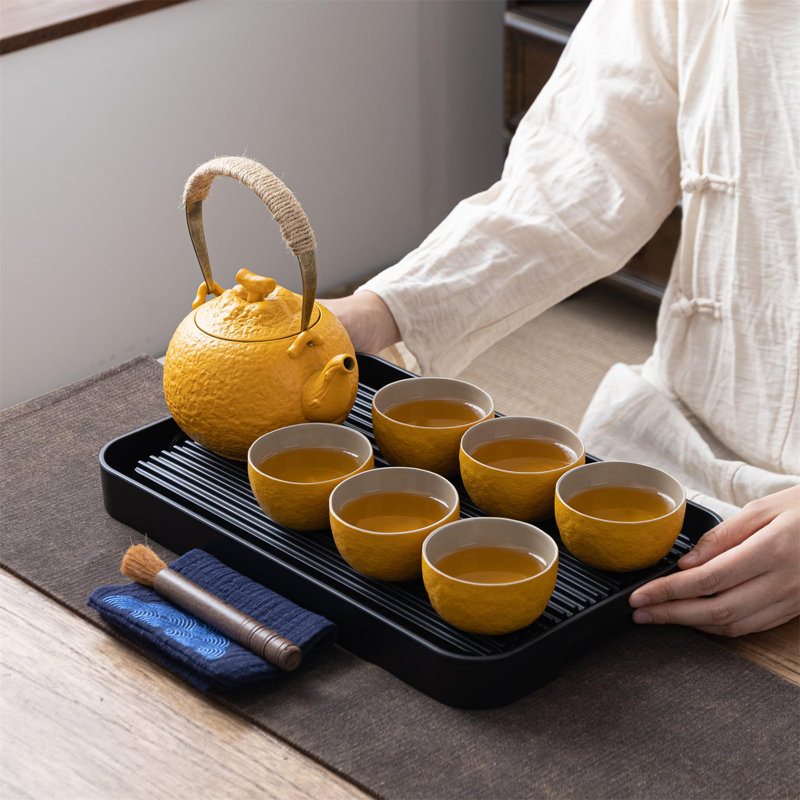 Exquisite Chinese Tea Set - Vintage Design, Versatile Tray, Complete Configuration