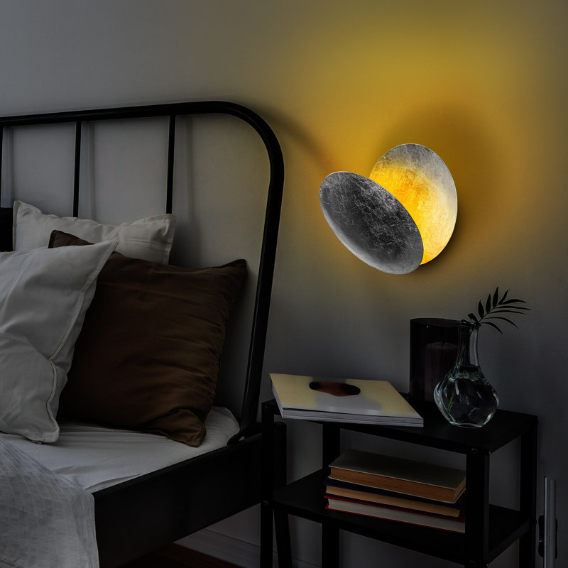 Modern Wall Lamp with Metal Body, Silver Finish, 9.8 x 9.8 x 6.3 inches | SMD LED 5W 3000K Bright Light | IP20 Rated, Stylish Design for Living Room, Bedroom, or Office | Easy Installation & Durable Construction