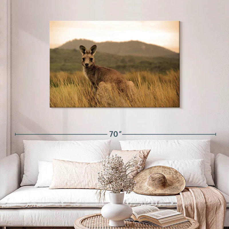 Brampt Wild Kangaroo, 30" H x 45" W
