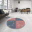 Tapis gris/zone rose à motifs-840899789