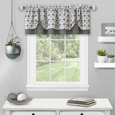 Mosinee Geometric Tailored Window Valance