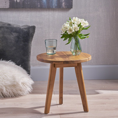 Table d'appoint en bois faite à la main Marina, conçue pour la chambre à coucher et le salon, 15,54 po Largeur, hauteur de 15,59 po, teinture naturelle ludique fabriquée à la main avec trois pieds en saillie arrondis, pièces idéales pour les chambres à coucher, pouces