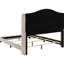 Grand lit à oreilles tapissier cuivré beige, rembourré doux, dossier haut pour chambre à coucher, ambiance moderne et classique enveloppée de tissu, aspect raffiné-379875541