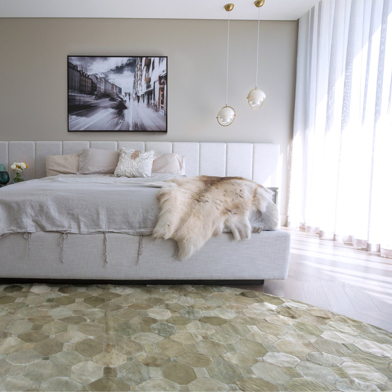Cowhide Geometric Area Rug in Moss, Oval 6'7" x 9'8"