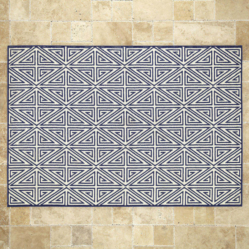 Tapis intérieur / extérieur bleu marine Tintah, Rectangle 3 pi 11 po x 5 pi 7 po