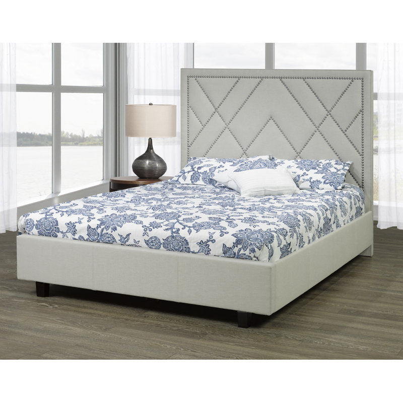 Lit plateforme en tissu d’ameublement Stradley, Double, Cuir - Blanc