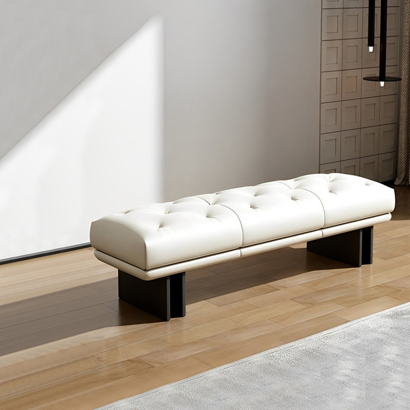 Banc rembourré en cuir Shanique, H 16,53 po x l 59,05 po x P 19,68 po, Blanc cassé