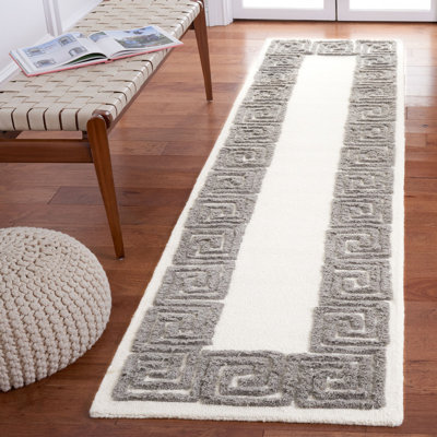 Dontravious Hand Tufted Wool/Cotton Geometric Rug in Gray/Ivory