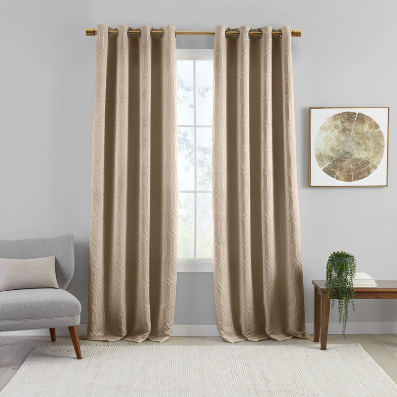 Panneau de rideau simple occultant et isolant géométrique Parrett, 52 po x 84 po, Taupe