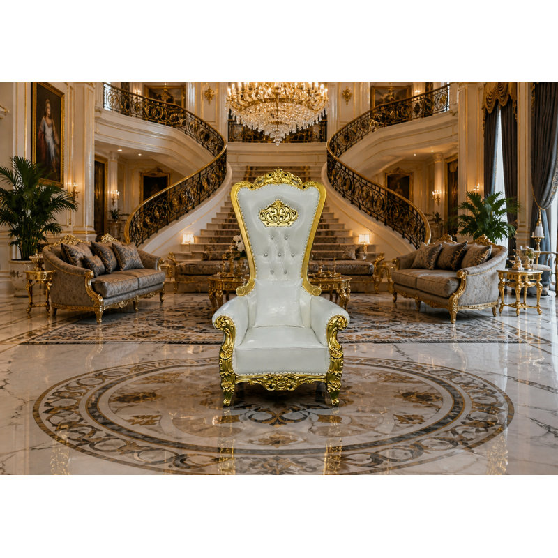Gurmej Club Chair