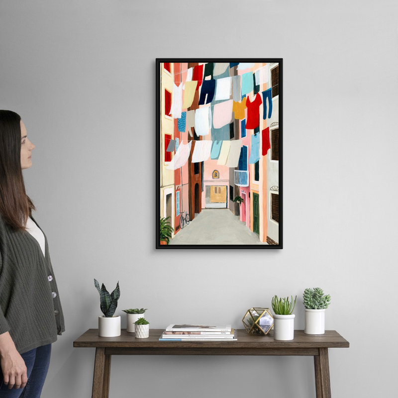 « Laundry Day II » par Grace Popp-impression sur toile, Toile avec cadre noir, H 32 po x l 22 po x P 1,75 po