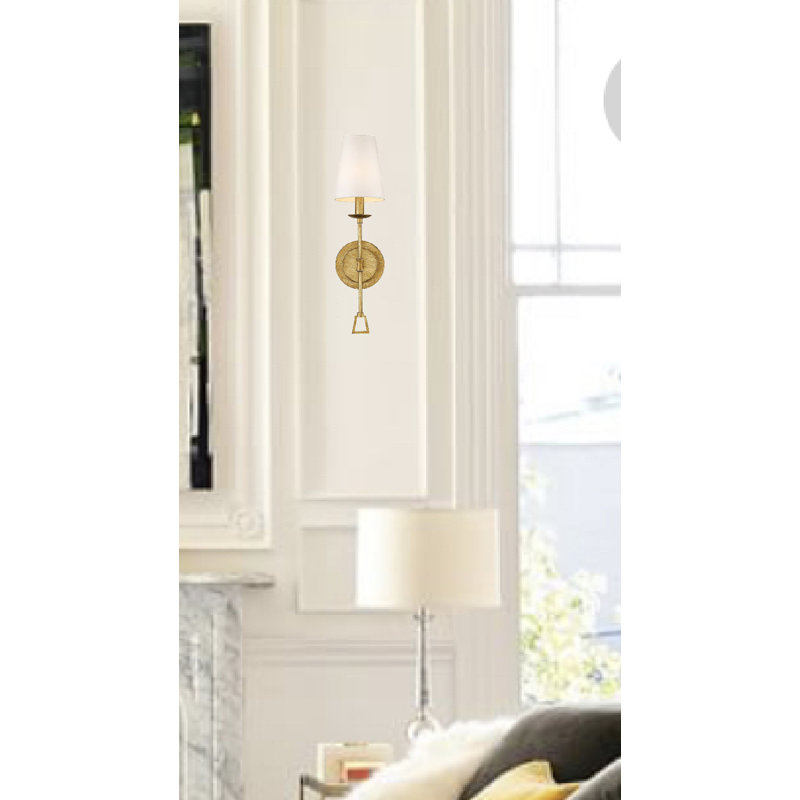 Tyndall Wallchiere