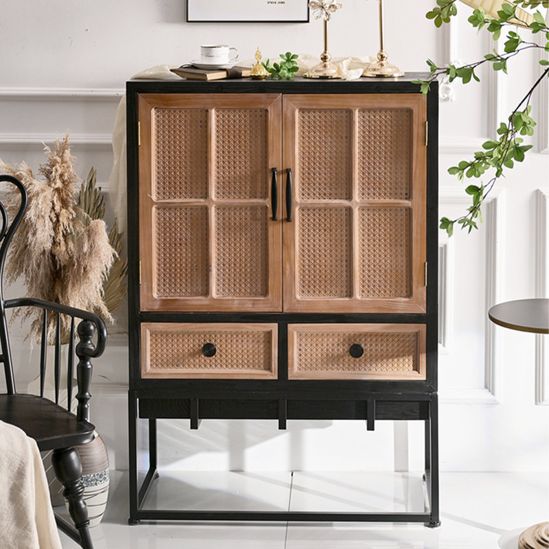 Buffet noir massif et bois manufacturé