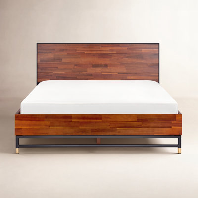 Dakota Wood Bed